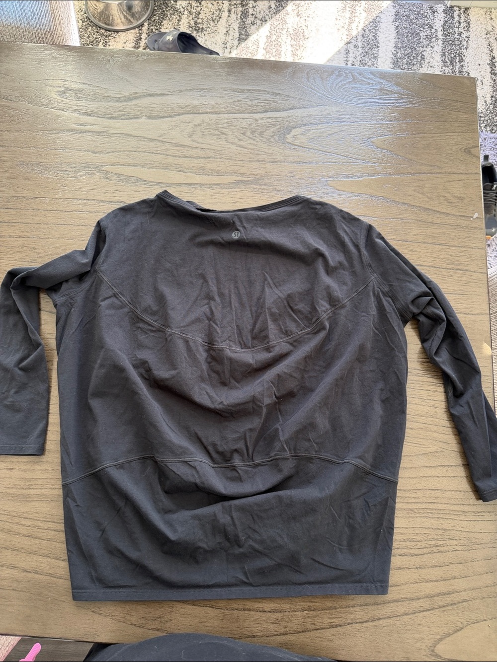 lululemon athletica Men's Black Long-Sleeve Athletic Top